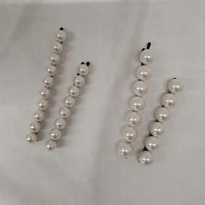 Audrey - Crystal Passions sets of pearl bobby pins