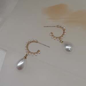 Taylor - Ivory pearls partial hoop and pearl drop earrings