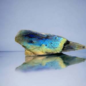 Tumbled Polished Stones: Labradorite Semi Polished 130g