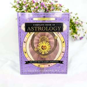 Oracle Tarot Cards: Complete Book Of Astrology.