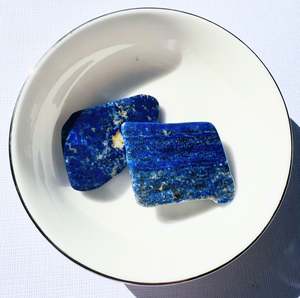 Tumbled Polished Stones: Lapis Lazuli Slab
