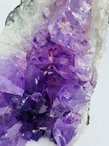 Large Crystals Clusters: Amethyst Cluster 2.821 kg