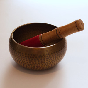 Tibetan Bowls: Tibetan Singing Bowl - Buddha Hammered 12cm