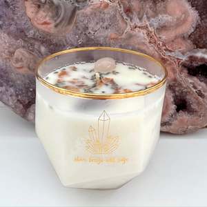 Candles: Crystal Candle Shore Breeze & Sage Scented