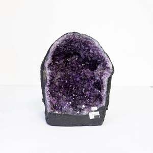 Druze: Amethyst Geode