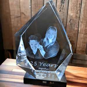 Products: Anniversary, Memorials or Weddings Iceberg Premium Crystal - 3x sizes presentation box