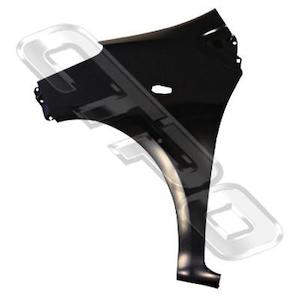 8116231-1  - FRONT GUARD - L/H - W/SIDE LAMP HOLE - TO SUIT TOYOTA YARIS / VITZ 2006-