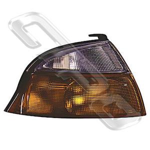 8193197-2G  - CORNER LAMP - R/H - CLEAR/AMBER - W/E - TO SUIT TOYOTA GRANVIA 1997-