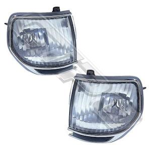 Toyota Landcruiser Fjs 1975 2007: 8132097-90PG - CORNER LAMP SET - L&R - CRYSTAL TYPE - TO SUIT TOYOTA LANDCRUISER FJ80 1993-