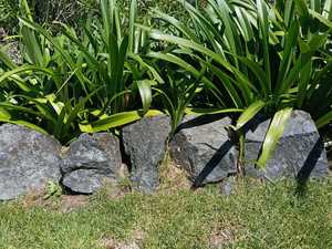 Garden Edging Rocks Quarter Cubic Metre Bulk Bag