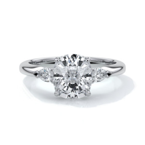 Engagement Rings.atom: Sophie