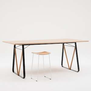 Tim Webber: Shift Bar Table