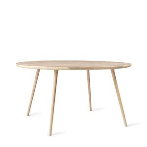 Dining Tables: Accent Table