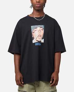 Mens Billie Eilish: Billie Eilish Billie Gem Organic Cotton T-Shirt Black