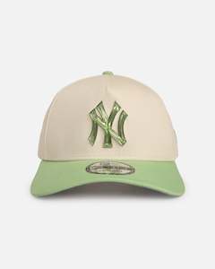 Womens Sale Headwear: New Era New York Yankees 'Jelly Crystals Collection' 9FORTY A-Frame Snapback Chrome White/Green