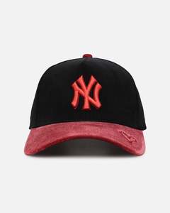 New Era New York Yankees 'Velvet Cord Certified Lover' 9FORTY A-Frame &hellip;
