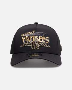 All Black And Gold: New Era New York Yankees 'Arcade Gold 10 Year Anniversary' 9FORTY A-Frame Snapback Black/Gold