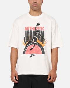 Womens Jordan: Jordan Jumpman Reissue Oversized T-Shirt Sail/Infrared