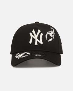 Mens Sale Headwear: New Era New York Yankees 'Scorpion' 9FORTY A-Frame Snapback Black