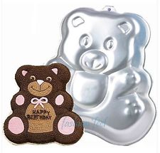 Hireage: HIRE - Teddy Bear Cake Tin