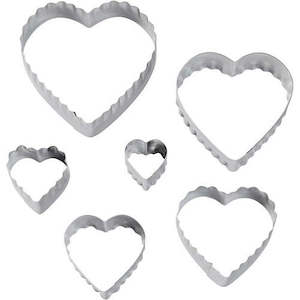 Unicorn Decorating: Wilton Double Cut-Outs Set - Heart (set of 6)
