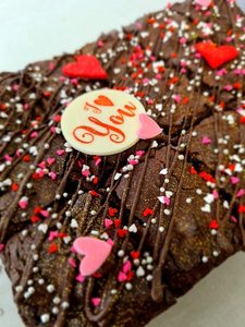 Valentines Treats: Chocolate Brownie Gift Box with Valentine's Bling!