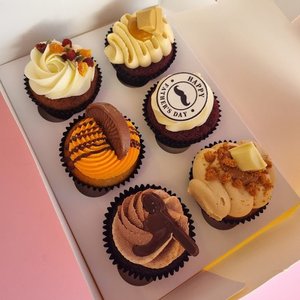 Sweet Treats: Father’s Day Cupcakes | Gift Box
