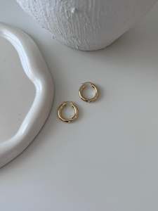 Earrings: Bold Classic Hoop Earrings 22mm