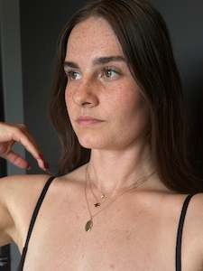Necklaces: Oval Necklace