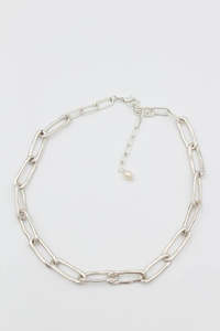 Accessories: Necklace - Lola Link