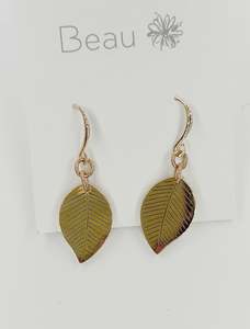 Accessories: Earrings - Gold Leaf