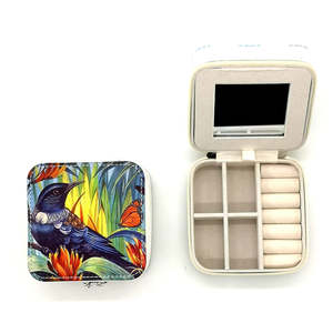 Gift: Jewellery Box