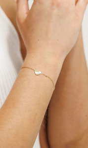 Jewellery: Amore Bracelet | Gold