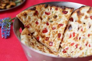 Products: Kashmiri Naan - Curry Guru Tweed Street