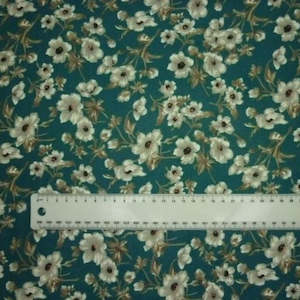 Polyester: Clay