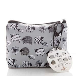 Christmas Presents: Crochet Bag Sheep