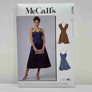 M8577 Misses Dresses