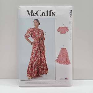 Mccalls Patterns Petite: M8482 Misses Tops and Skirts