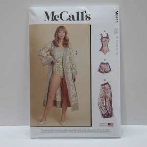 Mccalls Patterns Petite: M8411 Misses Bodysuit, Robe, Shorts and Pants