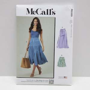 Mccalls Patterns Petite: M8389 Misses Skirts