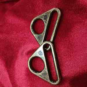 Flat Triangle Rings 1" Metal