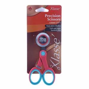 Sewing Accessories: Precision Scissors