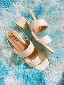 Curvy Soles Ivana - Wide Fit Womens Block Heels