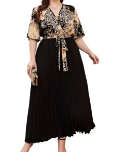 Plus Size Dress Antonette - Pleated Dress