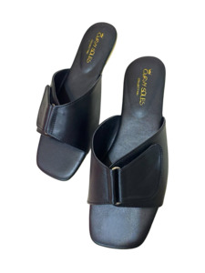Curvy Soles Nikki - Wide Fit Womens Flats