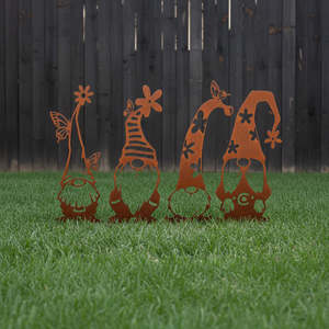 garden gnomes