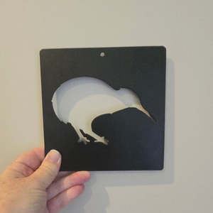 kiwi - matt black
