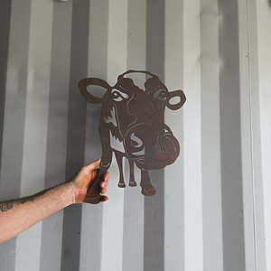 Animals And Insects: cow - corten