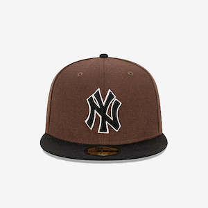 New Era: New Era 59Fifty New York Yankees Dark Brown Fitted