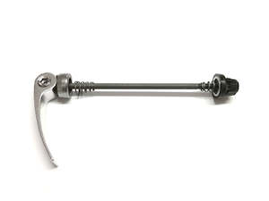 Hubs Axles: Skewer - Quick Release